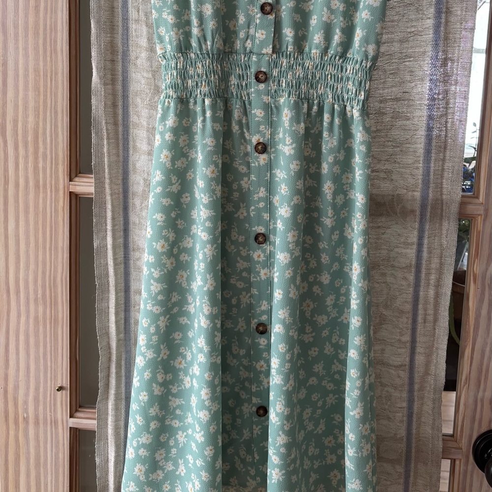 Light Sage Green Floral Spring Dress - Picture 7 of 8